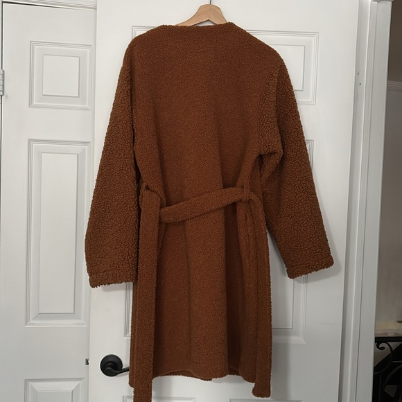 Wome coat - Picture 3 of 3